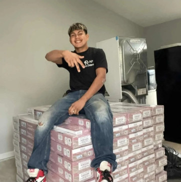 Edwin Lara, 21, United States
