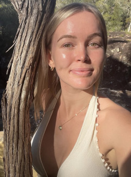Tina, 29, United States