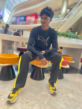 OAAN Khan, 18, India