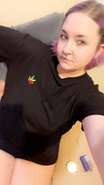 Nicole, 20, United States