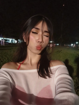 Rafaela, 18, Philippines