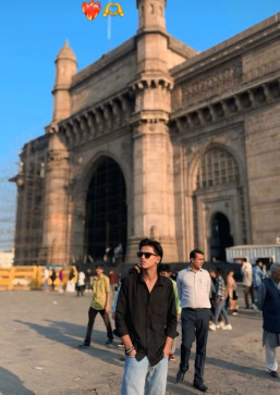 Saminul Mazumder, 18, India