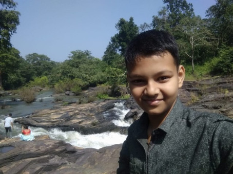 Mayank Malekar, 18, India