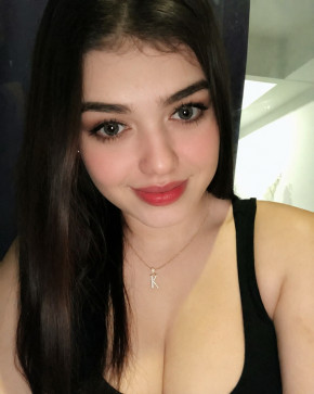Lauren Mary, 28, United States