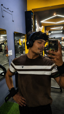 Yash Sani, 24, India