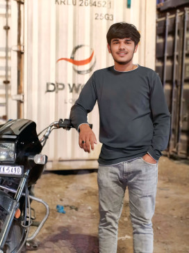 Farid Shaikh, 18, India