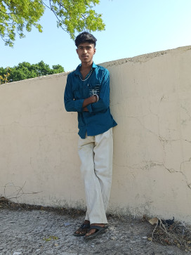 Priyanka Prajapat, 18, India