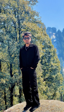 Ishu, 20, India