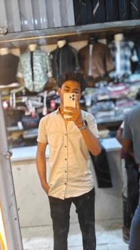JATT AFZAL, 18, India