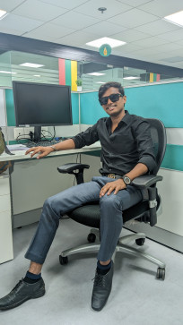 Maddy Jadhav, 25, India