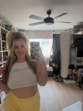 Gilbert Caroline, 33, United States