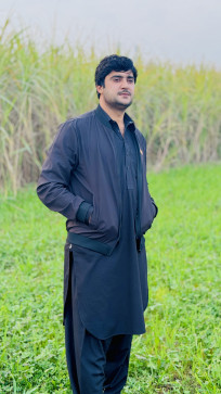 Junaid, 30, Saudi Arabia