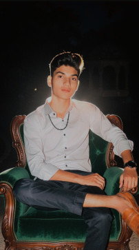 Sonu_07, 18, India