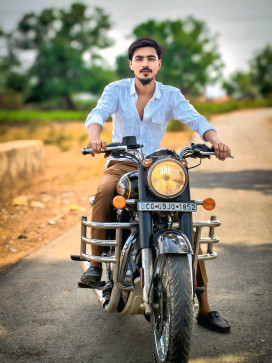Mohsin Khan, 18, India