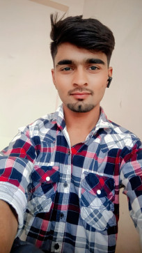 Pankaj Dalvi, 22, India