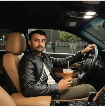 Raaj, 27, Saudi Arabia