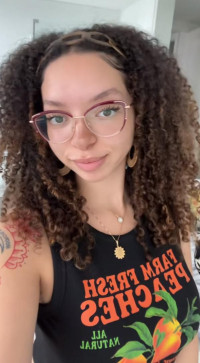 Evelyn Moore, 27, United Kingdom
