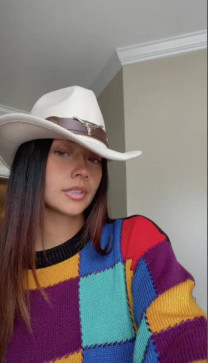 Vonnelena, 30, United States