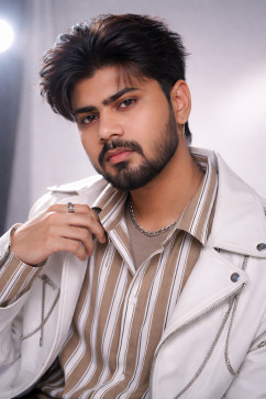 Mr Charharming, 23, India
