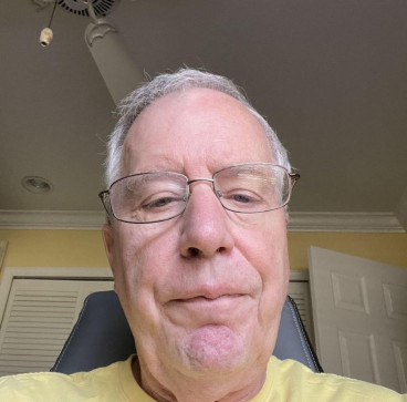 Simoncoo, 55, United States