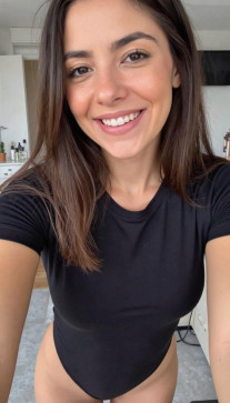 Jasmine, 31, United States