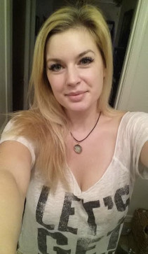 Steph, 30, United States