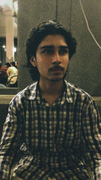 Dan Ish, 18, India