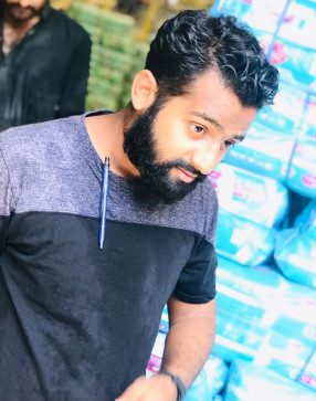 Usman Shah, 18, Pakistan