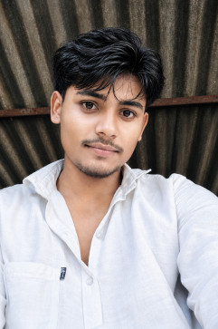 SHUBHAM RAJBHAR, 18, India