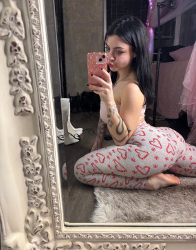 Lenamareya, 21, United States