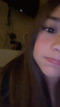Iswingbothways, 18, Australia