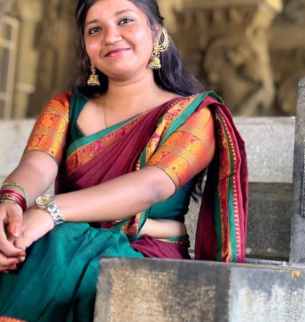 Priys, 22, India