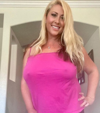 Regina Walker, 40, United States