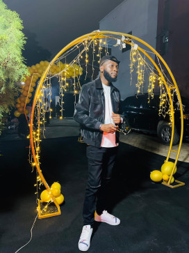 Olat, 35, United States