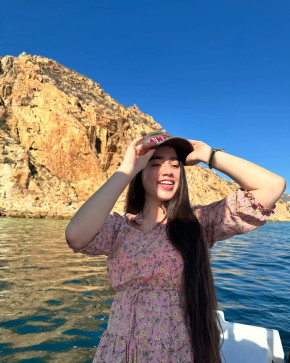 Emily, 29, United States