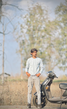 Atul Soni, 22, India