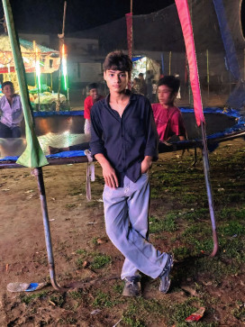 Md Anwarul, 18, India