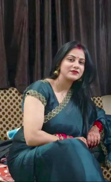 Yaamini Sharma, 36, India