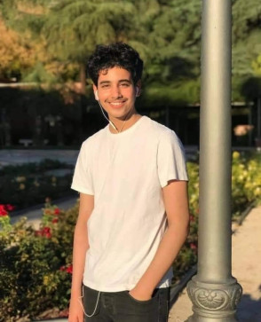 Sulman Jutt, 18, Spain
