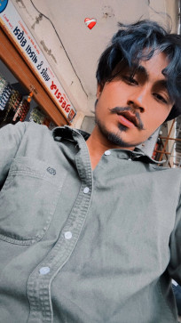 Vanitaben Chauhan, 21, India