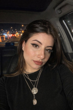 Olivia, 18, United States