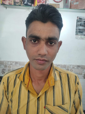 Kishan Vadliya, 18, India