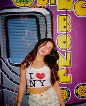 Nicole Sanders, 25, United States