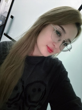 Arsi Jadran, 30, United Kingdom