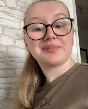 Louise, 29, United States