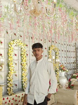 Mohd Muqtadir, 18, India
