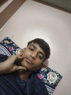 Luis Peacuterez, 18, Pakistan