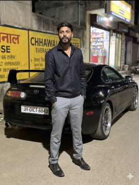 Mnbvcx, 18, India
