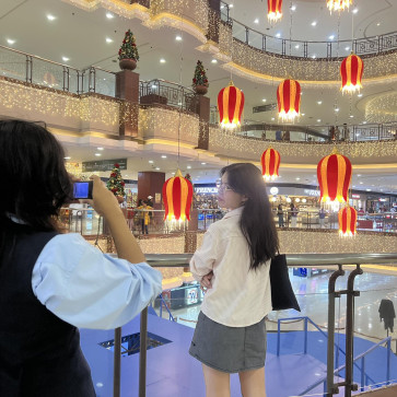 Lyn, 20, Philippines