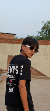 Sahib Ansari, 18, India